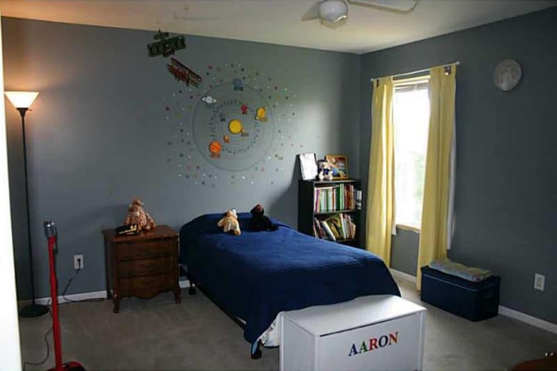 little boy's room