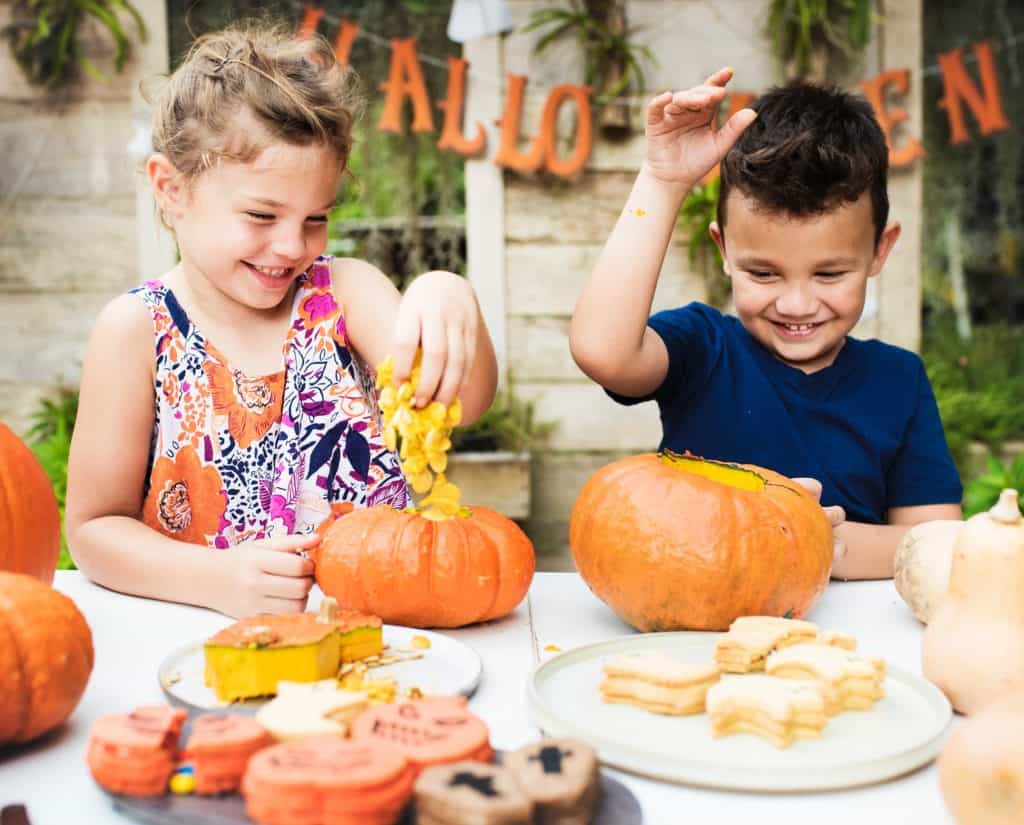Pumpkin Inspired Treats, Jack-o'-lanterns and Decor for Halloween